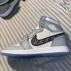 Jordan 1 High “Dior”
